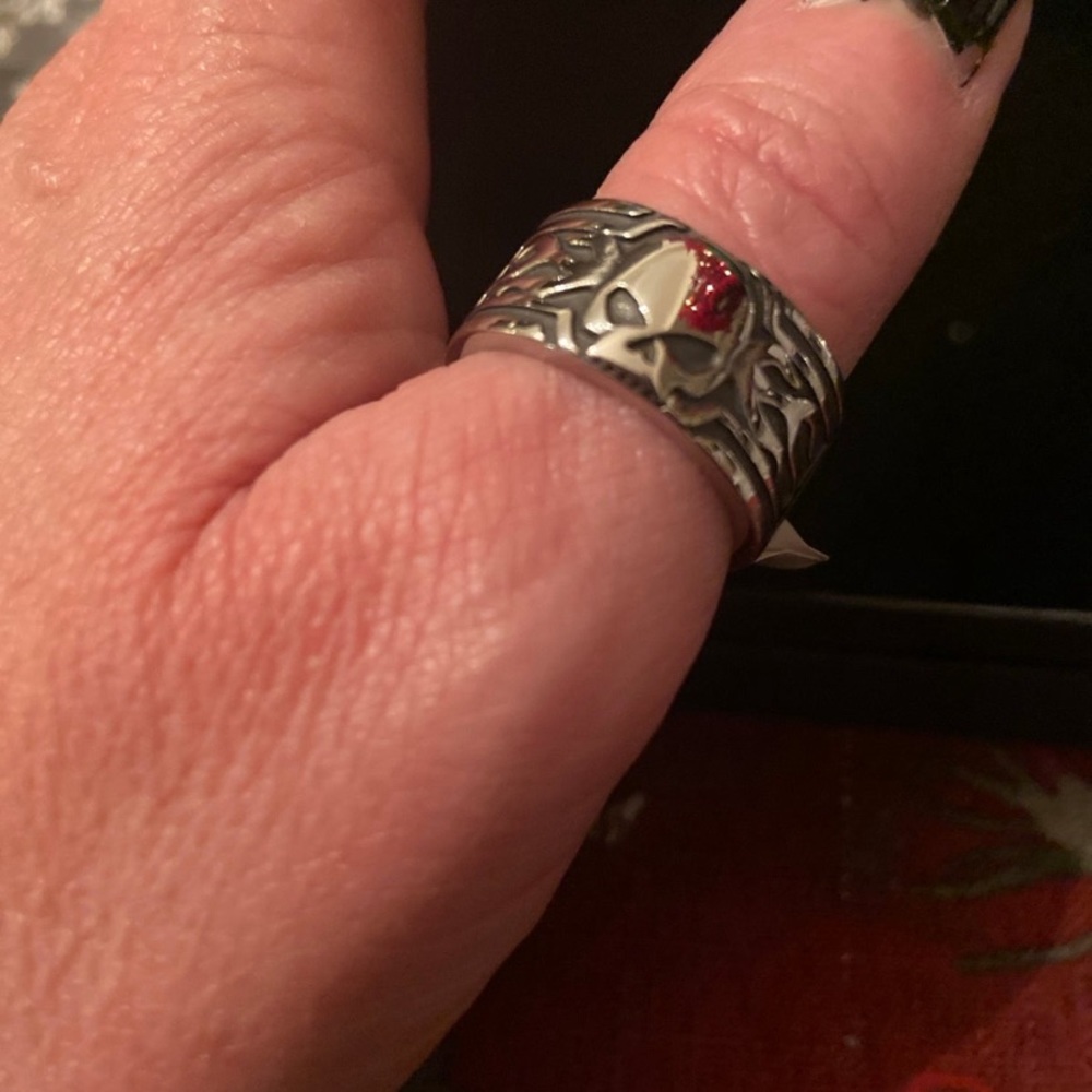 - Willie G Rings New Style - Picture 4 of 8